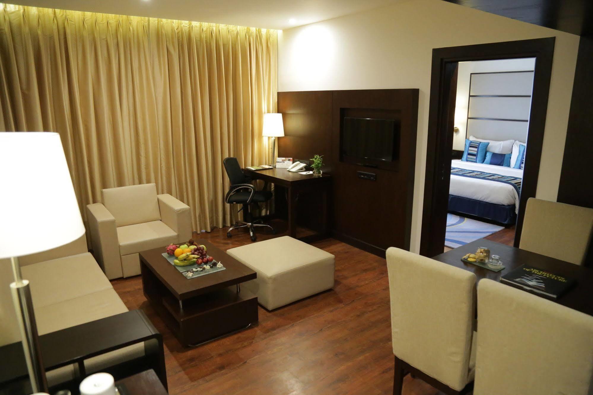 Country Inn & Suites By Radisson, Bhiwadi Εξωτερικό φωτογραφία